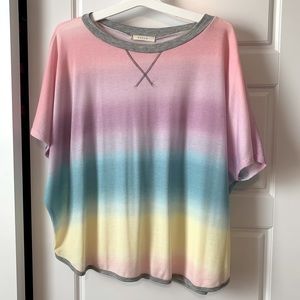 Entro brand, pastel ombré, batwing top, size Large